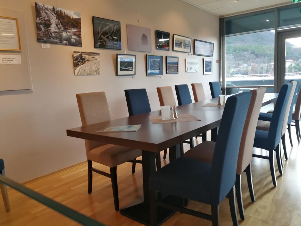 Dombas Hotel Екстер'єр фото