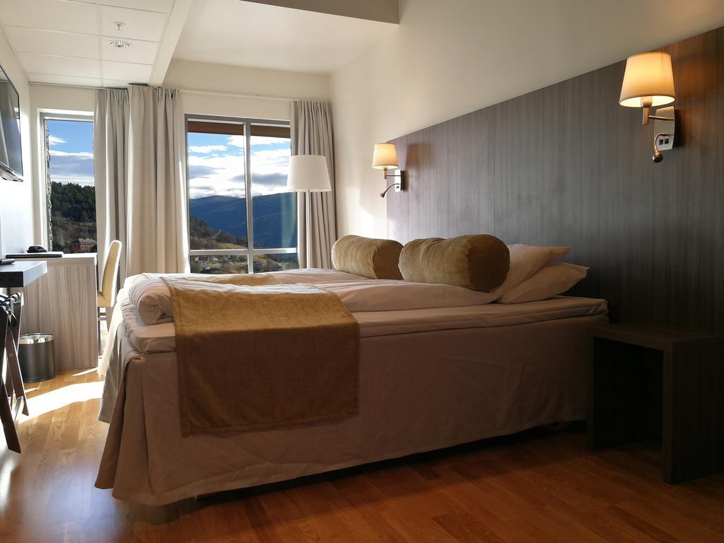 Dombas Hotel Екстер'єр фото