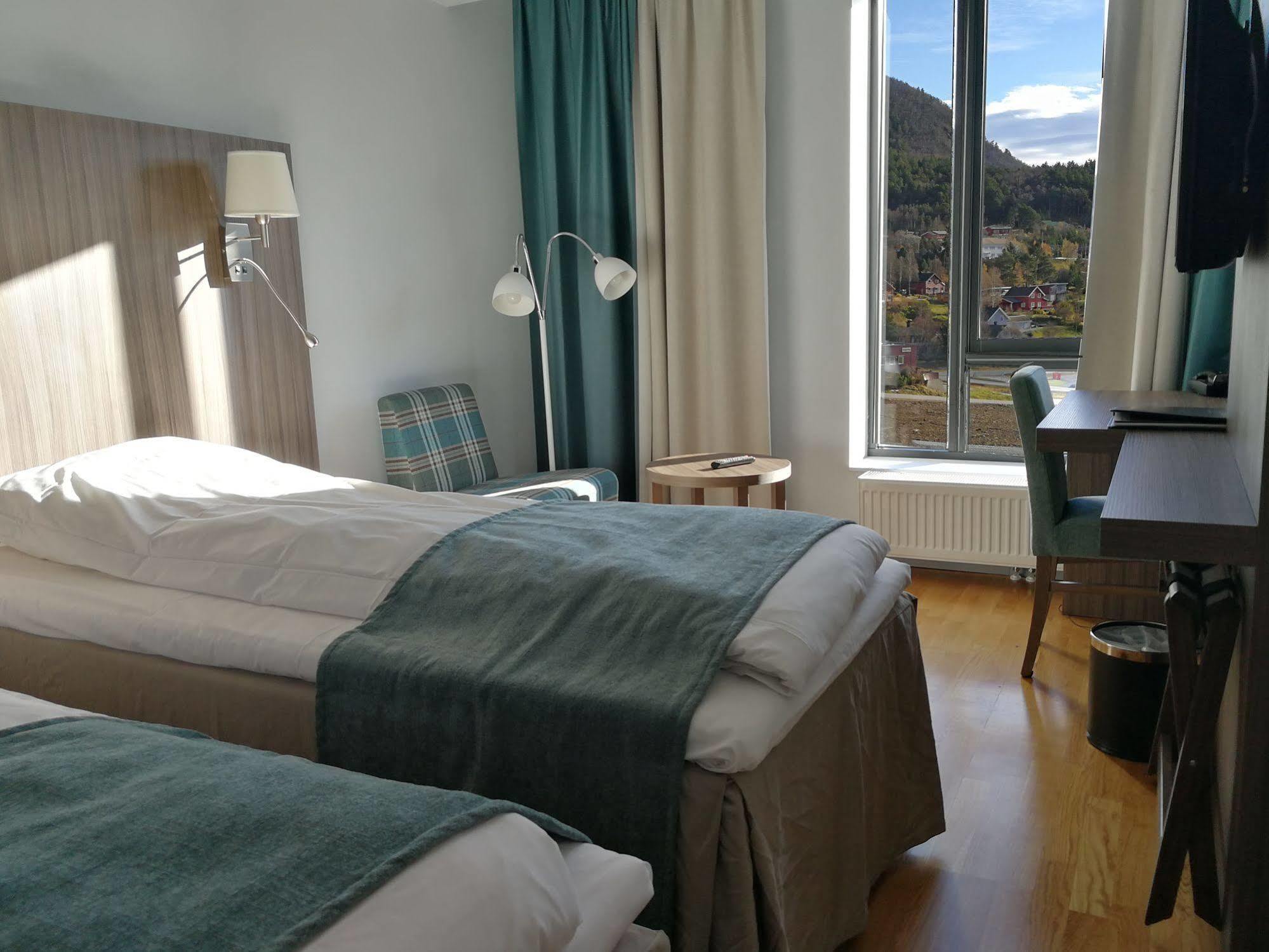 Dombas Hotel Екстер'єр фото